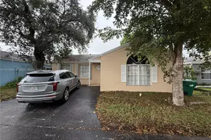 14560 SW 124th Pl, Miami, FL 33186 - Photo 1