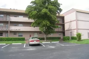 8401 Lagos De Campo Blvd, Tamarac, FL 33321 - Photo 1