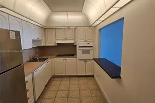 19390 Collins Ave, Sunny Isles Beach, FL 33160 - Photo 1