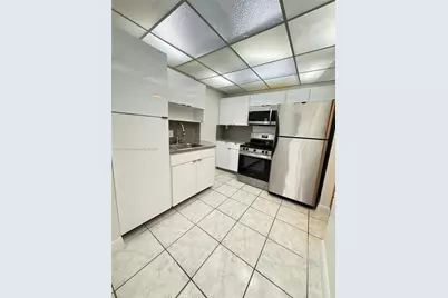 13499 Biscayne Blvd #811, North Miami, FL 33181 - Photo 1