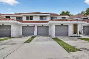 984 NW 93rd Ave, Plantation, FL 33324 - Photo 1