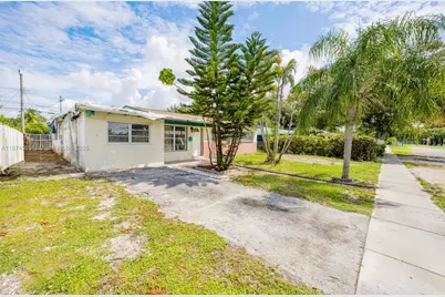 6721 Simms St, Hollywood, FL 33024 - Photo 1