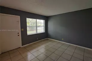 5156 NE 6th Ave, Oakland Park, FL 33334 - Photo 1
