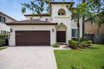 15748 SW 141st St, Miami, FL 33196 - Photo 1