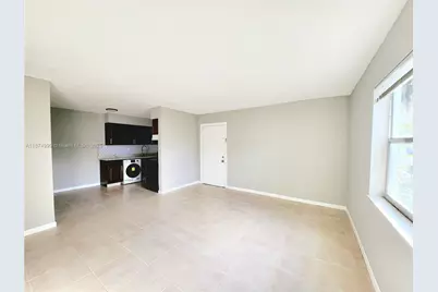 191 SW 15th St #201, Pompano Beach, FL 33060 - Photo 1