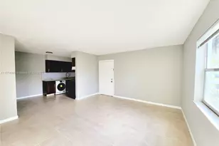 191 SW 15th St, Pompano Beach, FL 33060 - Photo 1