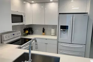 185 SE 14th Terrace, Miami, FL 33131 - Photo 1