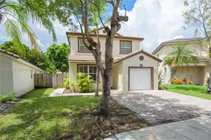 1316 SE 18th Terrace, Homestead, FL 33035 - Photo 1