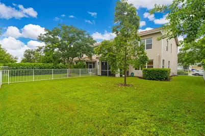 4754 Eucalyptus Dr, Hollywood, FL 33021 - Photo 1