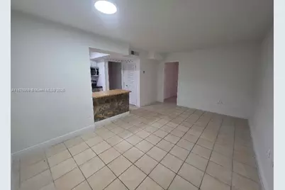 800 SW 129th Pl #107, Miami, FL 33184 - Photo 1
