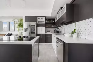 690 SW 1st Ct, Miami, FL 33130 - Photo 1