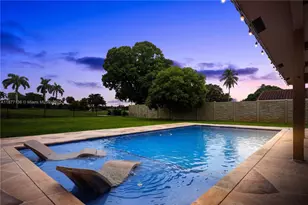 11081 NW 26th Dr, Coral Springs, FL 33065 - Photo 1