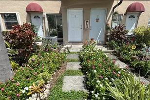 15250 SW 80th St, Miami, FL 33193 - Photo 1