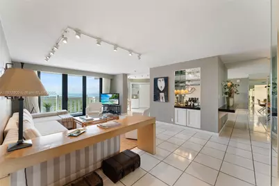 1121 Crandon Blvd #E1206, Key Biscayne, FL 33149 - Photo 1