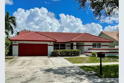 1101 NW 162nd Ave, Pembroke Pines, FL 33028 - Photo 1