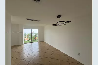 899 West Ave #8A, Miami Beach, FL 33139 - Photo 1