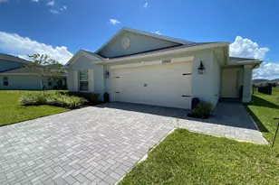 11060 NW Middle Stream Dr, Port Saint Lucie, FL 34987 - Photo 1