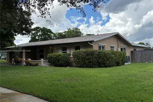 6341 SW 5th St, Plantation, FL 33317 - Photo 1