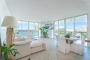 10 Venetian Way, Miami Beach, FL 33139 - Photo 1
