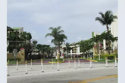 8820 Fontainebleau Blvd #105, Miami, FL 33172 - Photo 1