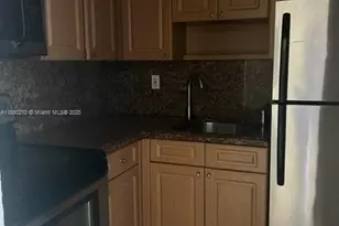 8007 W 6th Ave, Hialeah, FL 33014 - Photo 1