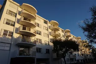 210 Sea View Dr, Key Biscayne, FL 33149 - Photo 1