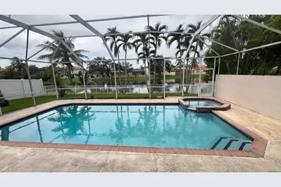 1376 NW 192nd Ave #1376, Pembroke Pines, FL 33029 - Photo 1