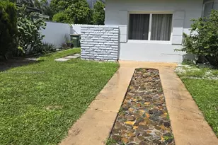 445 NW 125th St, North Miami, FL 33168 - Photo 1