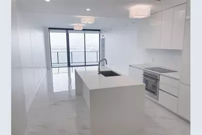 700 NE 24th St #4604, Miami, FL 33137 - Photo 1