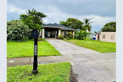 2239 Atlanta St, Hollywood, FL 33020 - Photo 1