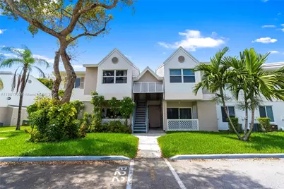 17580 NW 67th Pl #D-1, Hialeah, FL 33015 - Photo 1