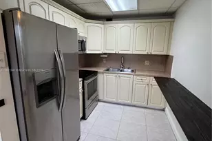 13450 SW 3rd St, Pembroke Pines, FL 33027 - Photo 1