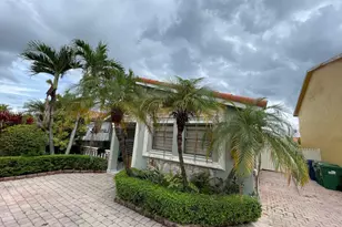 9922 SW 2nd St, Miami, FL 33174 - Photo 1