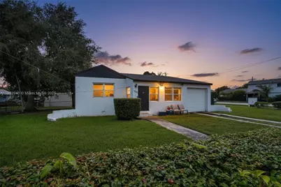 1090 NW 77th St, Miami, FL 33150 - Photo 1