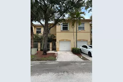 791 NW 170th Ter #791, Pembroke Pines, FL 33028 - Photo 1