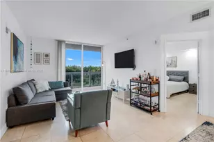 5077 NW 7th St, Miami, FL 33126 - Photo 1