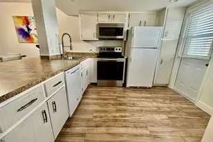 445 NE 195th St, Miami, FL 33179 - Photo 1