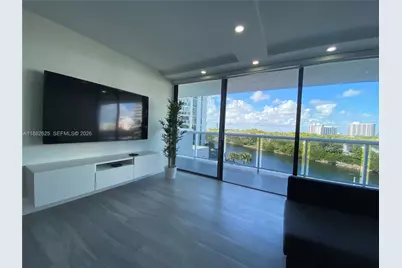 20515 E Country Club Dr #549, Aventura, FL 33180 - Photo 1