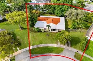 10950 SW 53rd Dr, Miami, FL 33165 - Photo 1