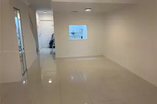 1624 NW 90th Way, Pembroke Pines, FL 33024 - Photo 1