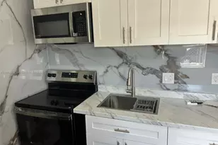 2674 W 1st Ave, Hialeah, FL 33010 - Photo 1