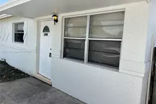 2766 NW 9th Pl, Fort Lauderdale, FL 33311 - Photo 1