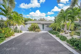 2618 NE 10th Terrace, Wilton Manors, FL 33334 - Photo 1