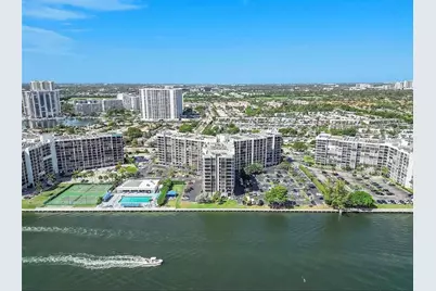 600 Parkview Dr #228, Hallandale Beach, FL 33009 - Photo 1