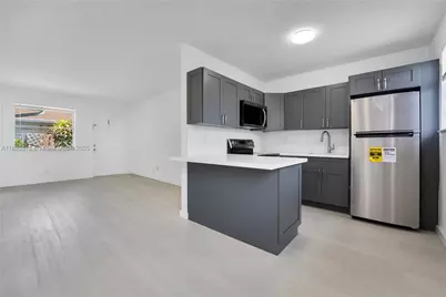 15991 NE 18th Pl #2, North Miami Beach, FL 33162 - Photo 1