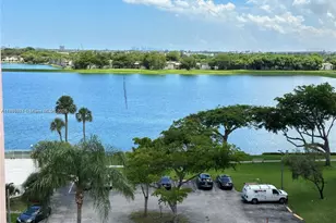 20840 San Simeon Way, Miami, FL 33179 - Photo 1