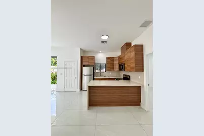 5737 Cleveland St #1, Hollywood, FL 33021 - Photo 1