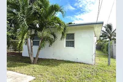 1184 NE 112th St #NORTH, Miami, FL ORT - Photo 1