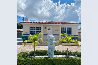 1011 NW 33rd Ave, Miami, FL 33125 - Photo 1