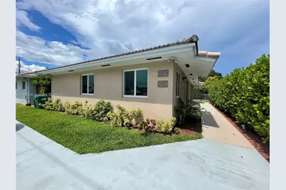 8719 SW 38th St #REAR, Miami, FL 33165 - Photo 1